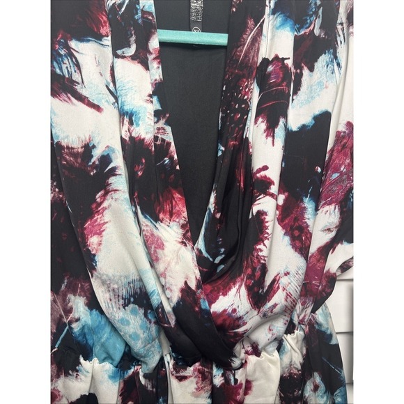 Kensie Abstract Short Sleeve V-Neck Lined Mini Dress Women's Size XL NWT - Picture 4 of 9